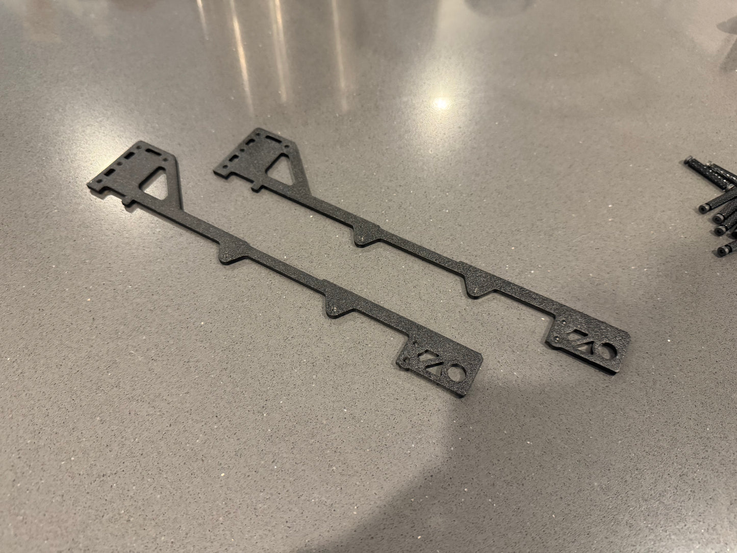 DB9 Alloy Side Plates